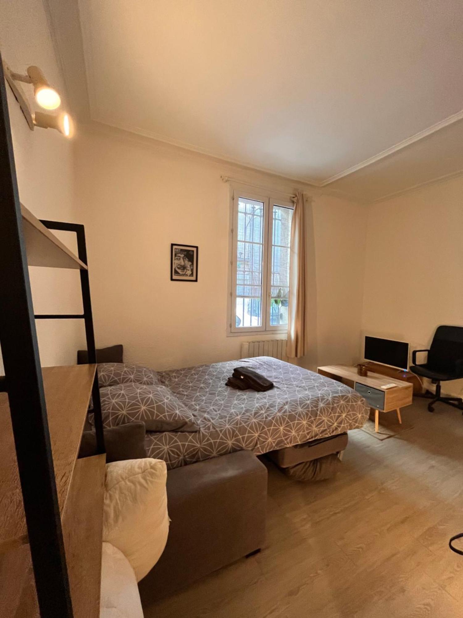 Le Studio Des Carmes Nîmes Exterior foto